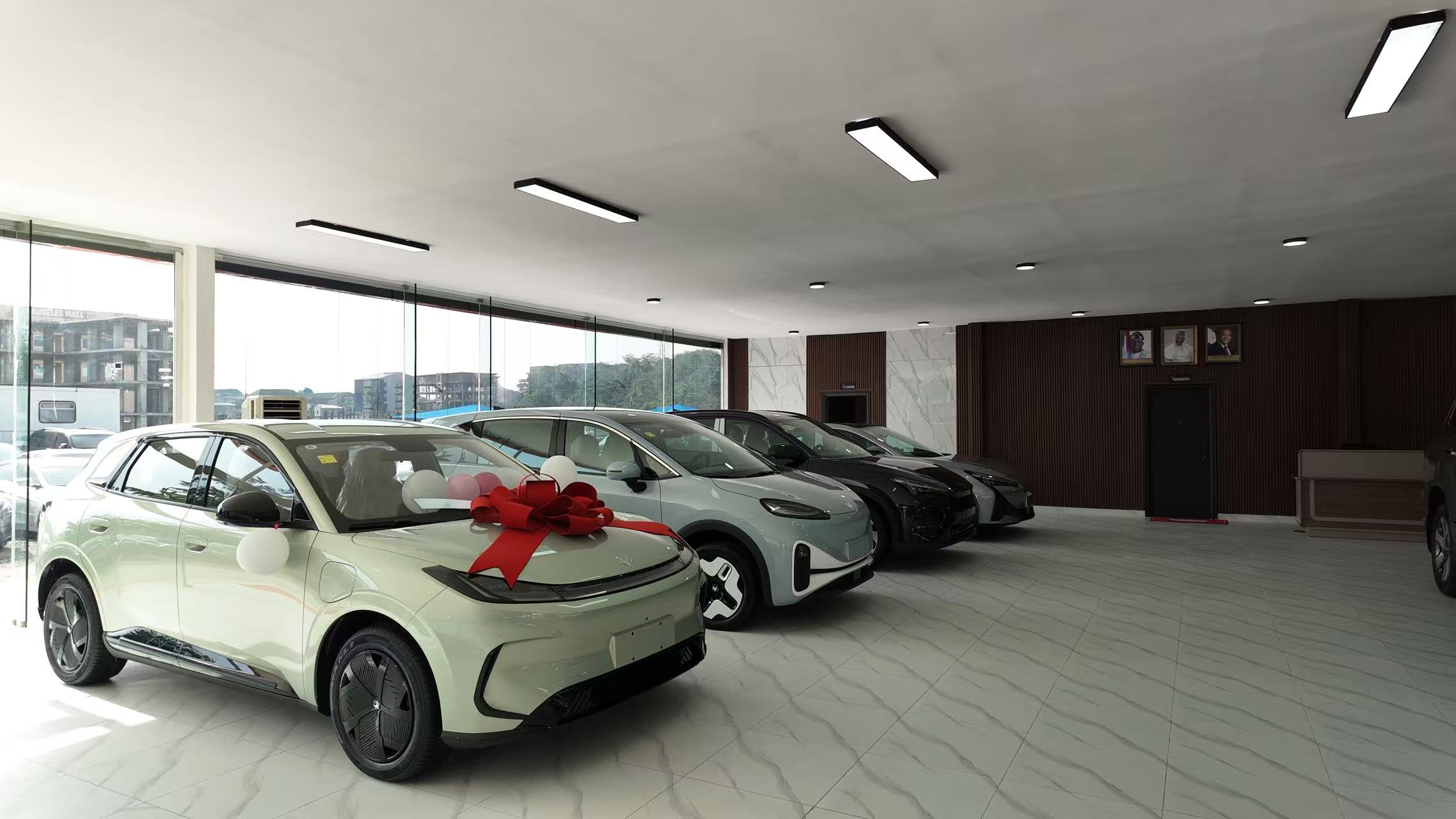 Low-Carbon Drives the Future — The Development Vision of SLA EV Full-Range Electric Vehicles